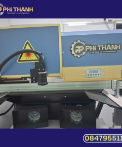 Mặt trước của máy laser