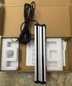 Cảm biến quang học OMCH RG1220NC 12 tia, khoảng cách tia 20mm, điện áp 12–24VDC, thiết bị tạo ra nhiều tia quang học song song để hình thành một vùng giám sát. Khi vật thể đi vào và làm gián đoạn tia quang, cảm biến có thể gửi tín hiệu đến hệ thống điều khiển để thực hiện chức năng đã được thiết lập. Dùng kiểm tra vùng an toàn cho máy móc công nghiệp, giúp nâng cao an toàn lao động.