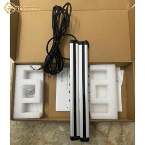 Cảm biến quang học OMCH RG1220NC 12 tia, khoảng cách tia 20mm, điện áp 12–24VDC, thiết bị tạo ra nhiều tia quang học song song để hình thành một vùng giám sát. Khi vật thể đi vào và làm gián đoạn tia quang, cảm biến có thể gửi tín hiệu đến hệ thống điều khiển để thực hiện chức năng đã được thiết lập. Dùng kiểm tra vùng an toàn cho máy móc công nghiệp, giúp nâng cao an toàn lao động.