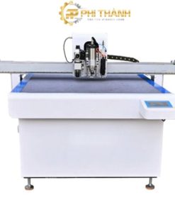 Máy cắt dao CNC 1080 tự động, cắt vải, da, foam, PVC chính xác, nhanh chóng, tối ưu vật liệu và nâng cao hiệu quả sản xuất cho doanh nghiệp.