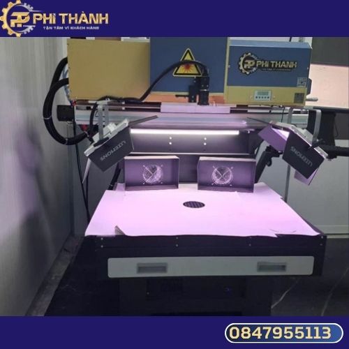 Máy laser có hệt thông camera thông minh
